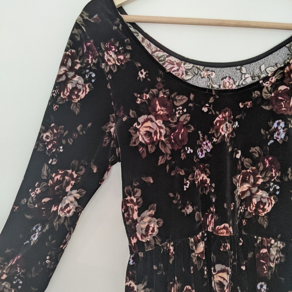 Velvet Baby Doll Dress Floral - Picture 8 of 11